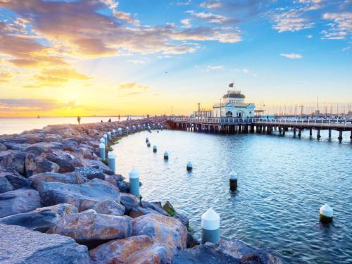 Beachfront Apartment - Melbourne