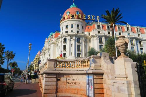 Nestor&Jeeves - NEVADA SUITE - Central - Close sea - main image