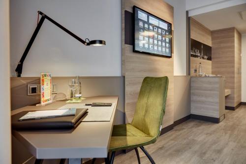 Lindner Hotel Düsseldorf Airport - image 11