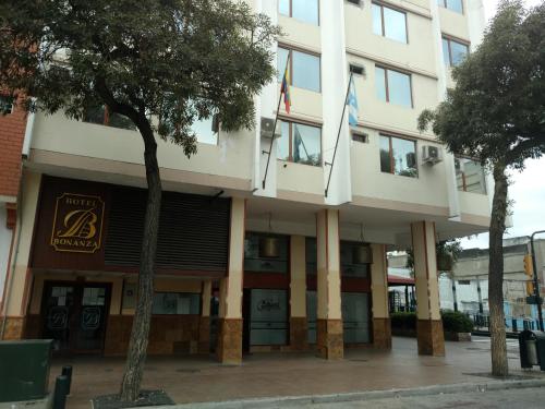 Ngoại cảnh khách sạn, Hotel Bonanza in Guayaquil