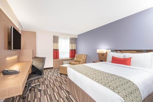 Microtel Inn & Suites by Wyndham Fort McMurray