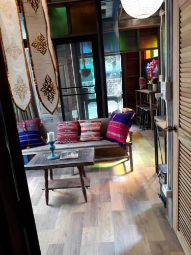 Huen Chiang Man Hostel