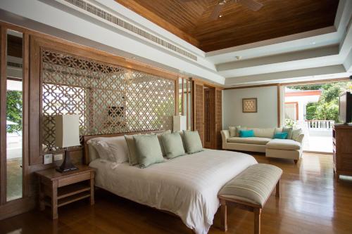 Three-Bedroom Ocean Front Residence 