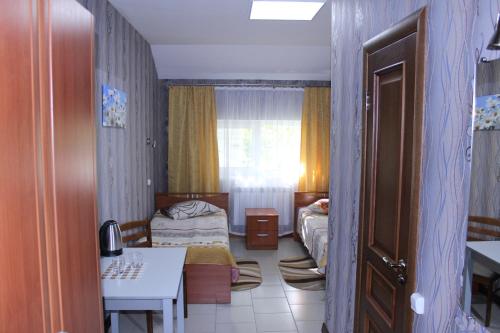 12 Mesyatsev Hotel - image 10