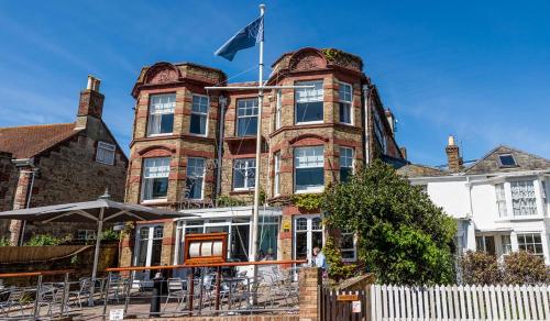 . The Seaview Hotel And Restaurant