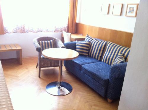 Madar Café Central Melk - image 14