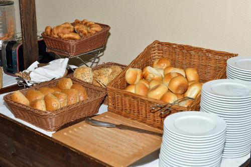 Land- und Golfhotel Alte Fliegerschule - image 10