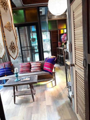 Huen Chiang Man Hostel