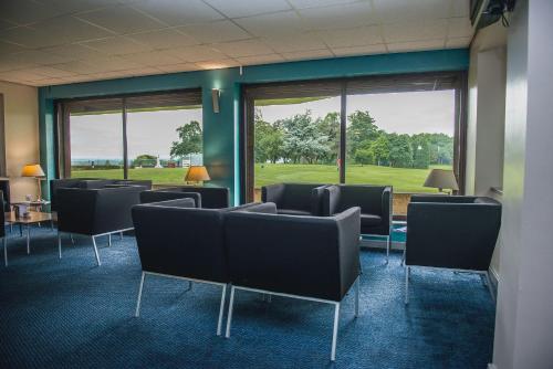 Thonock Park Guest Rooms - image 8