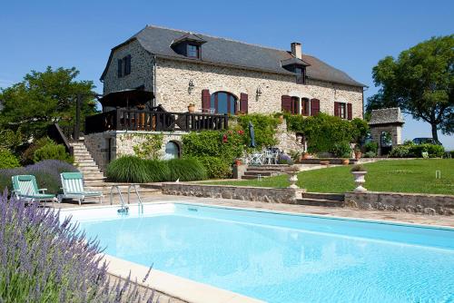 Saint-Andre-de-Najac Villa Sleeps 8 Pool WiFi gîte à louer Bor-et-Bar