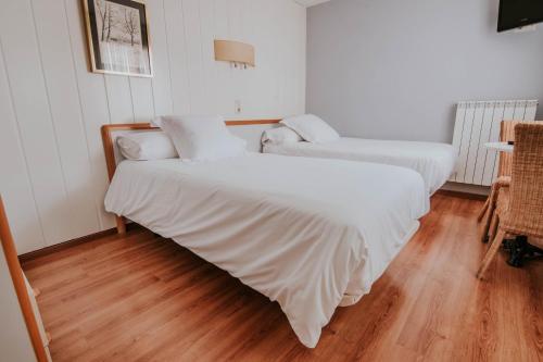 Hotel Isasa - main image