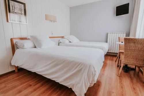 Hotel Isasa - image 2