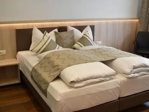 Hotel-Gasthof Weisses Ross in Schwaig bei Nürnberg, Deutschland