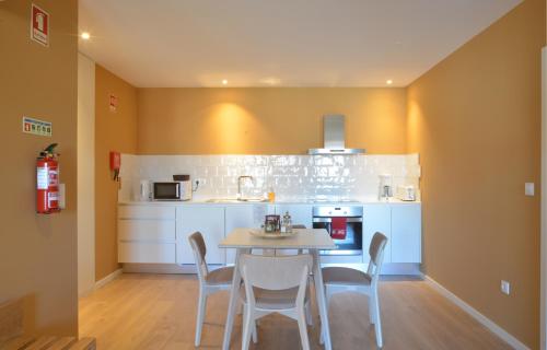 One-Bedroom Apartment image 10
