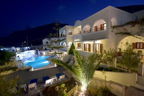 Sunflower ApartHotel - image 11