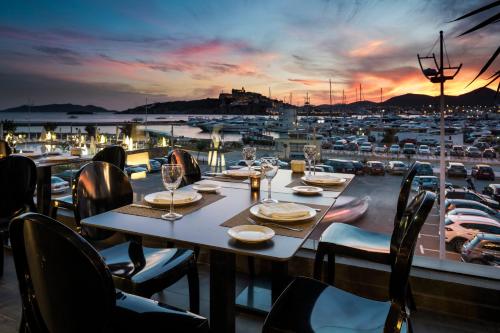 餐廳, 伊維薩科索水療酒店 (Ibiza Corso Hotel & Spa) in 伊比薩島