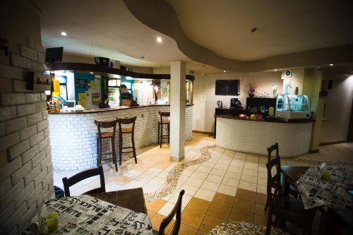 Restaurace, Pokoje gościnne 30stka (Pokoje goscinne 30stka) in Leczna