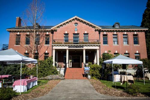 McMenamins Grand Lodge - 연회장