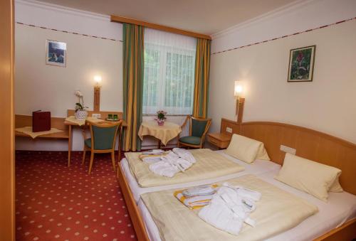 Landhotel Grünberg am See - image 14