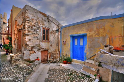 Traditional Medieval Stone house in "Ano Syros"