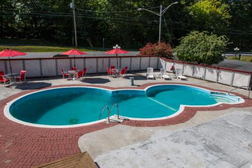 King Hendrick Motel and Suites in Lake George, USA