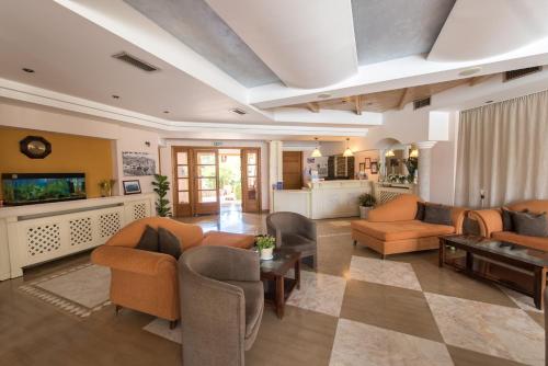 Lobby, Sun Rise Hotel Apartments in Euboea