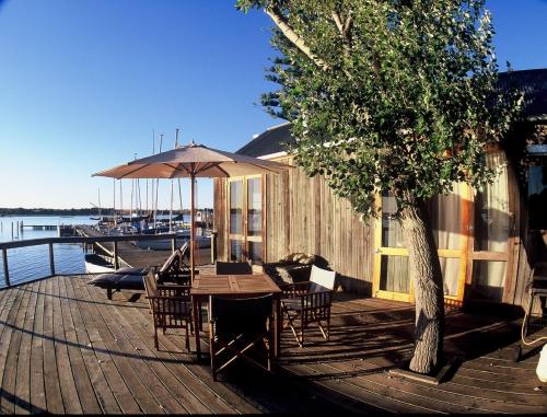 Erkély/terasz, Boathouse - Birks River Retreat in Goolva