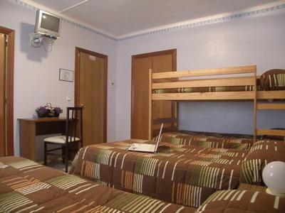 Hostal Oasis - Fraga
