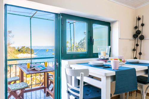  Nick´s House by Konnect, Loggos Paxos in 49082 Longos