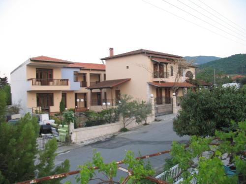 Aigon Hotel - image 14