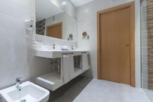 Hotel Pradillo Conil - image 5