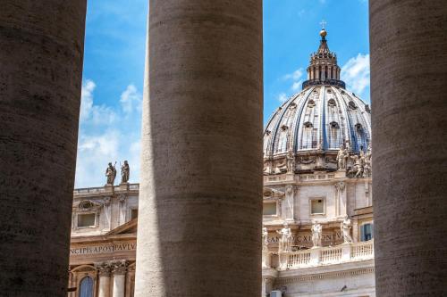 Vatican Suites Apartments - image 8