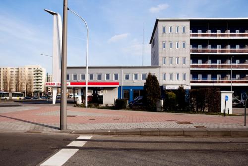 Antwerp Harbour Hotel - image 4