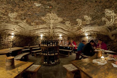 Tuvākā izklaides vieta, Penzión Tokaj Ostrožovič (Penzion Tokaj Ostrozovic) in Veľká Tŕňa