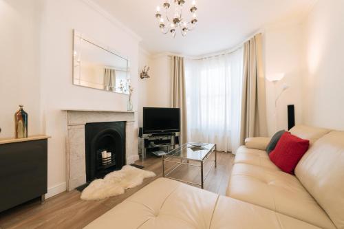 3 Bedroom 3 Bathroom House In Greenwich, Close To O2