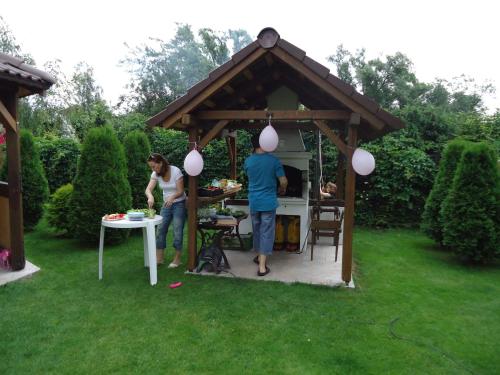 สวน, Slnecny Dvor in เวลกาลอมนิกา