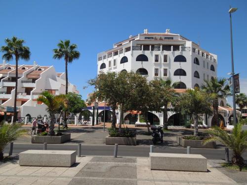 Duplex Apartment Vistamar, sea-view, heated pool in Parque Santiago 2, Wifi
