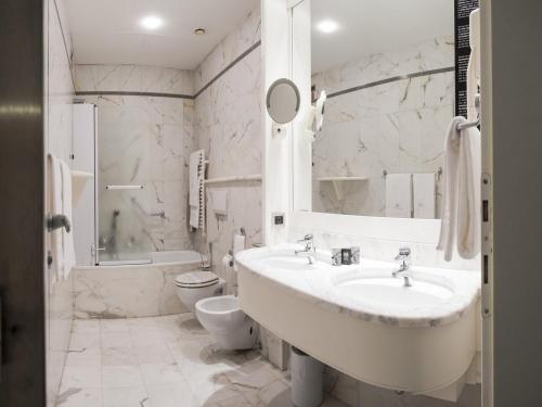 Sure Hotel by Best Western Milano - 화장실