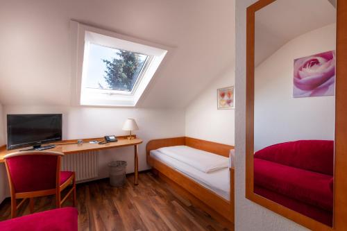 Hotel Zum Rosengarten - image 4