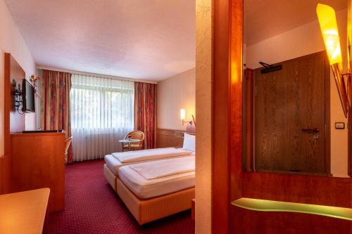 Hotel Zum Rosengarten - image 12