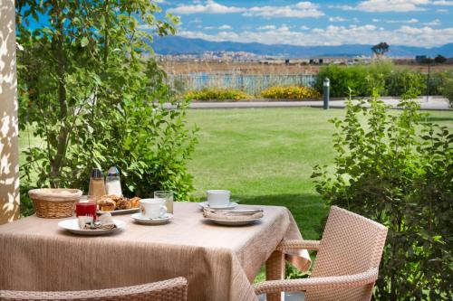 Hotel Santa Gilla - image 14
