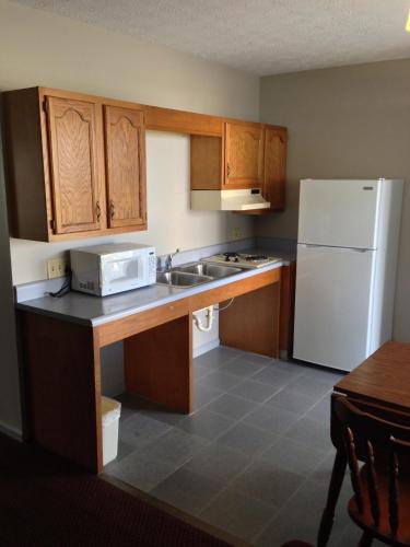 Travelers Suites Paducah (KY)