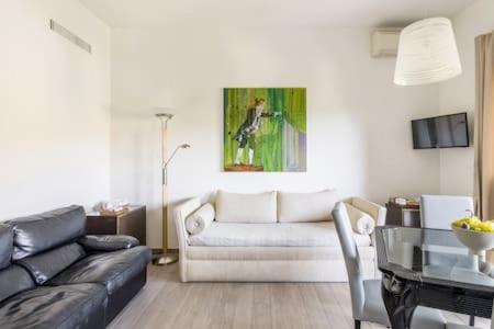 Megi San Peter Apartment, Рим (фото 5)