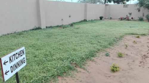 Kandjo's Bed and Breakfast in Palapye