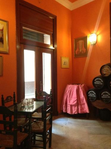 Hostal Sierpes - image 9