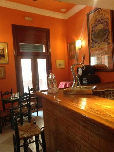 Hostal Sierpes - image 2