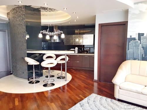 Most City Apart-Hotel - image 8