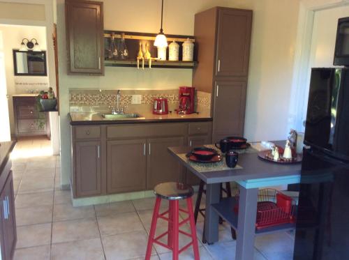 Mediteranean style Ohana Rental / Garden Bungalow in Pahoa in Hawaiian Beaches (HI)