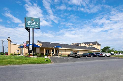 Quality Inn & Suites Glenmont - Albany South - Hotel - Glenmont