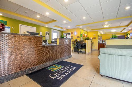 Quality Inn & Suites Glenmont - Albany South in Glenmont, USA